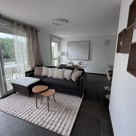 Apartment Beautiful Swimming Pool Aircon Saint-Raphael (Var)