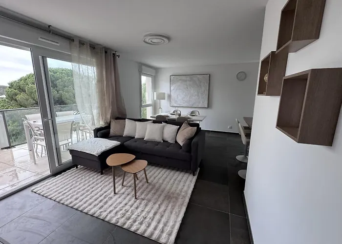 Apartment Beautiful Swimming Pool Aircon Saint-Raphael (Var)