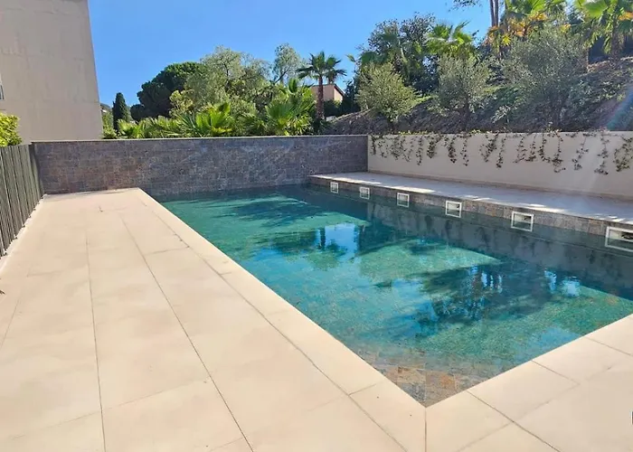 Apartment Beautiful Swimming Pool Aircon Saint-Raphael (Var)